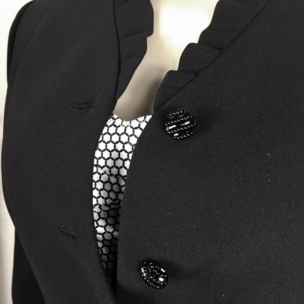 Tahari  by Arthur S Levine Peplum Black Blazer 4P - Picture 5 of 7